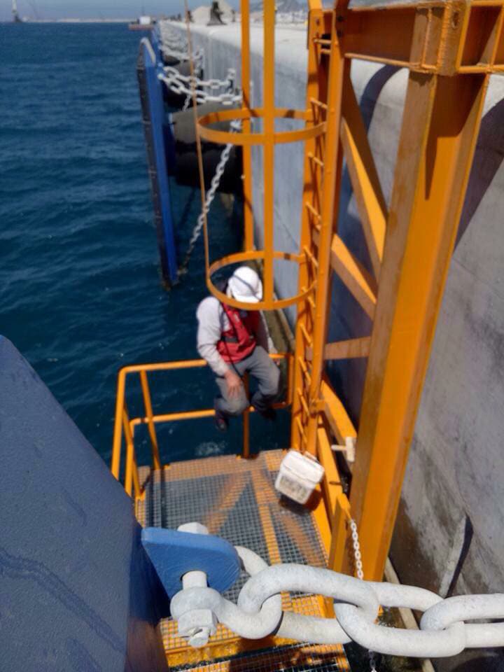 EST2M-Expertises et Travaux Sous-Marins/ underwater works